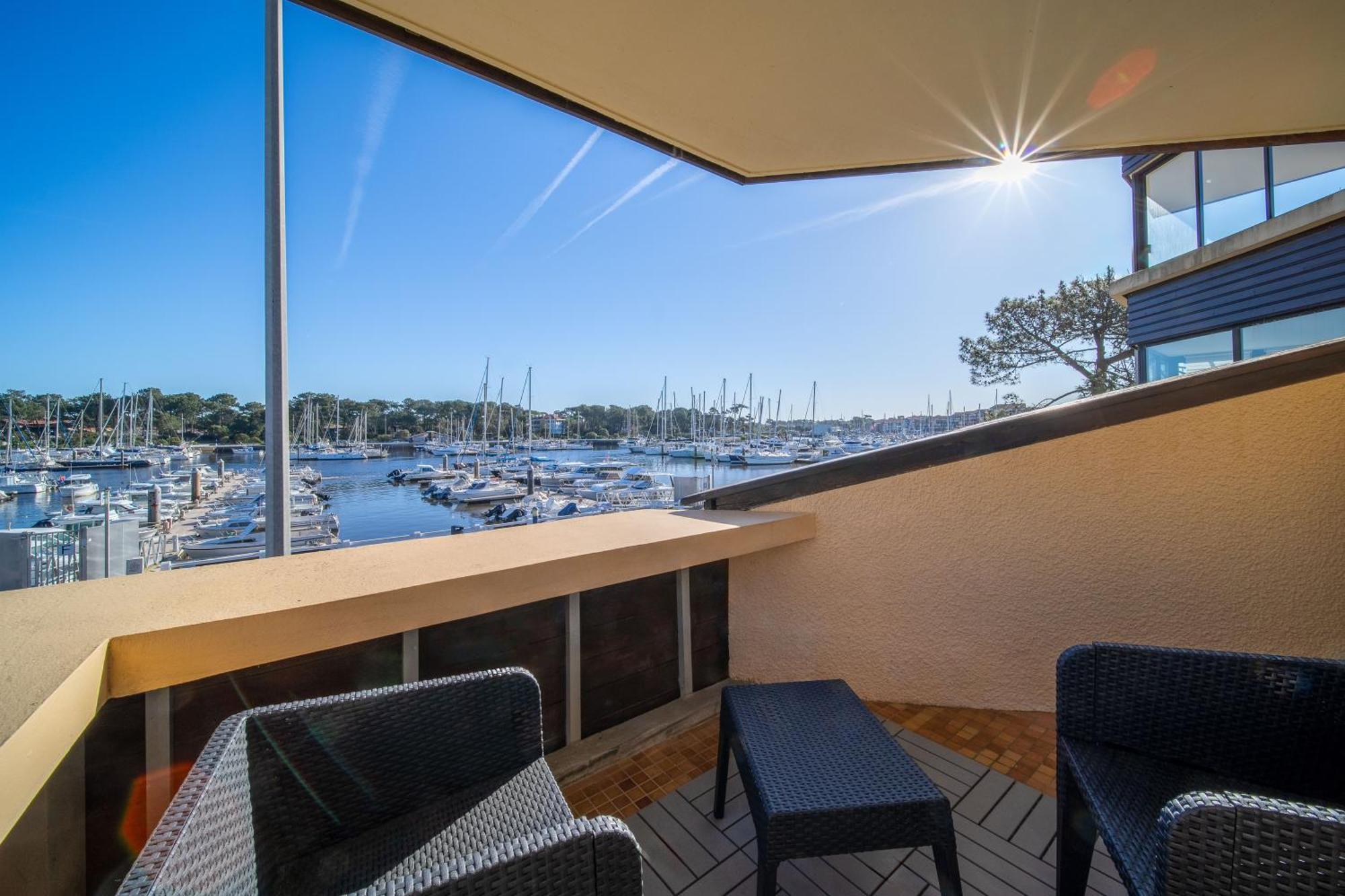 Atlantic Selection - Le Catamaran - Face Au Port Capbreton